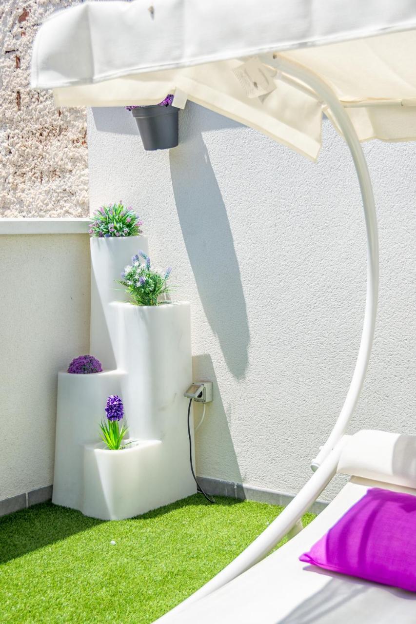 Atico Con Terraza Ac 1Hab En El Centro Y Piscina Comunitaria Apartment Malaga Exterior photo